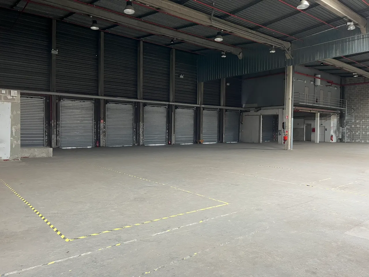 logistics - Entrepôt Logistique À Louer - gallery - 3