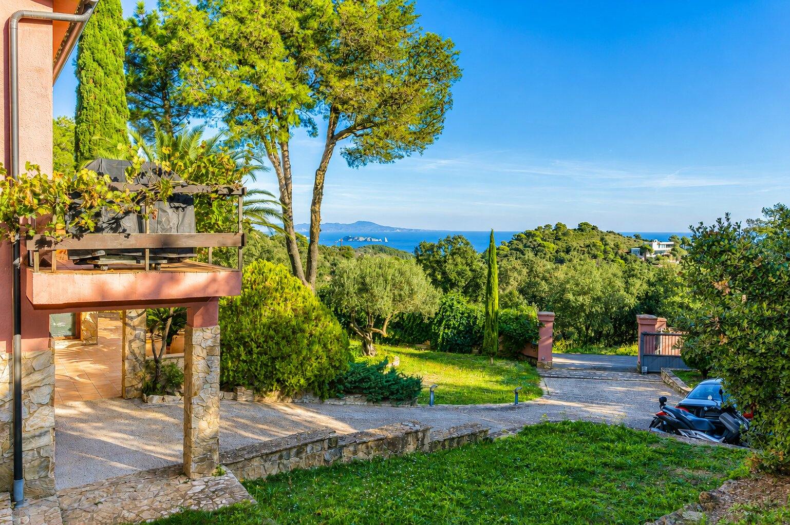 living - Casa / villa de 263m² en venta en Begur Centro, Costa Brava - gallery thumbnail - 2