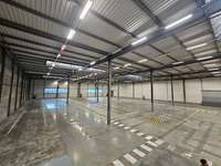 logistics - Entrepôt / Bureaux À Louer - gallery thumbnail - 2