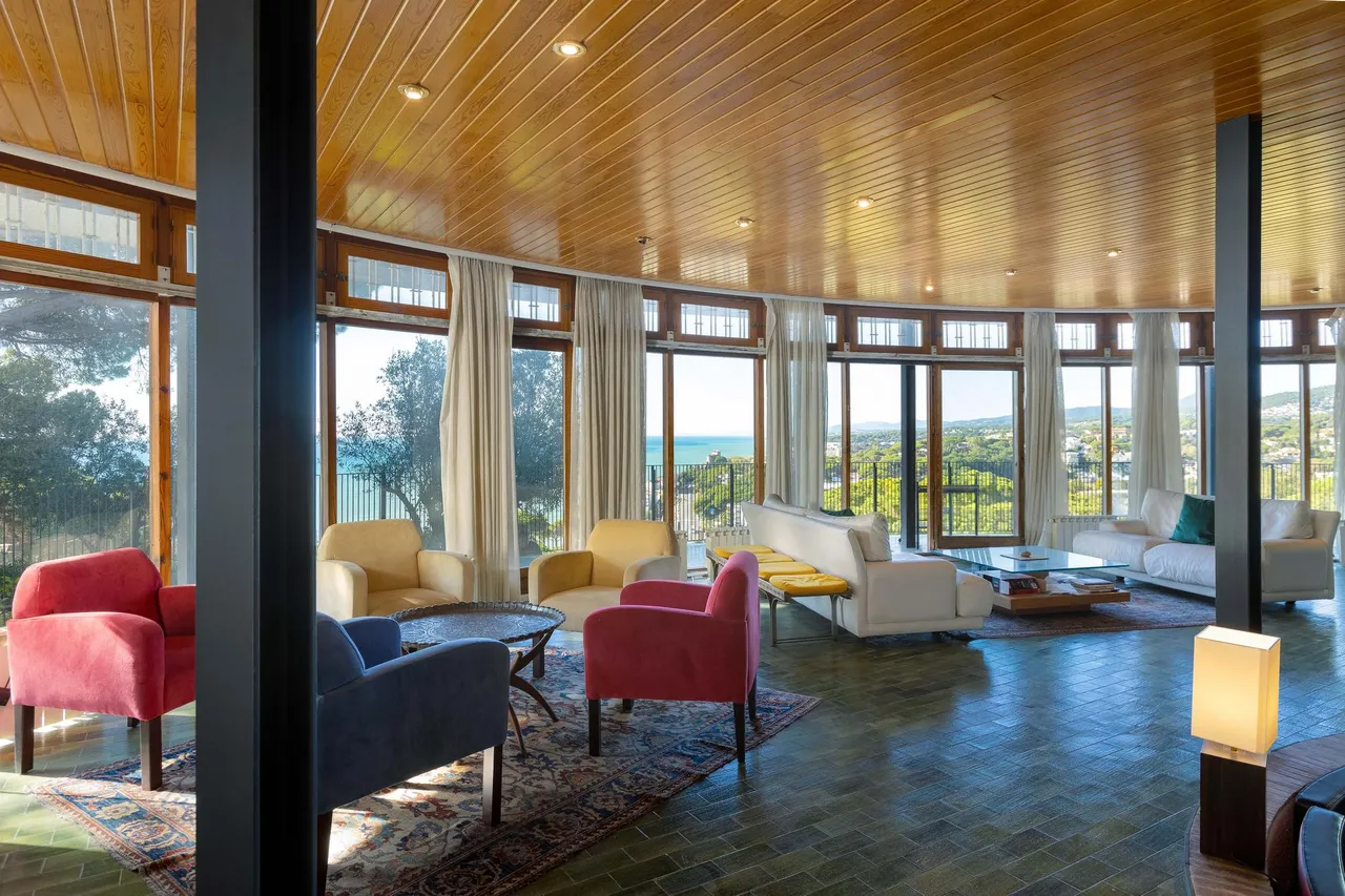 living - Casa / villa de 558m² con 12,551m² de jardín en venta en Sant Pol de Mar - gallery - 8
