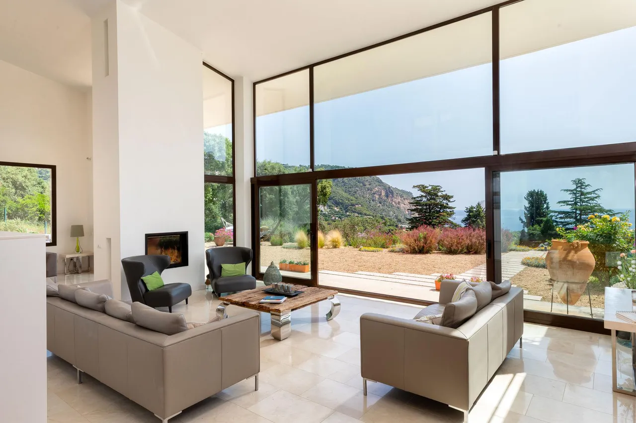 living - Casa / villa de 433m² en venta en Aiguablava, Costa Brava - gallery - 10