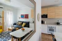 living - 80m² apartment for rent in Retiro, Madrid - gallery thumbnail - 9
