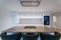 living - Piso de 278m² en venta en Castellana, Madrid - gallery thumbnail - 9