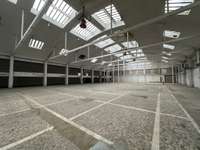 logistics - Local d’activités À Louer - gallery thumbnail - 2