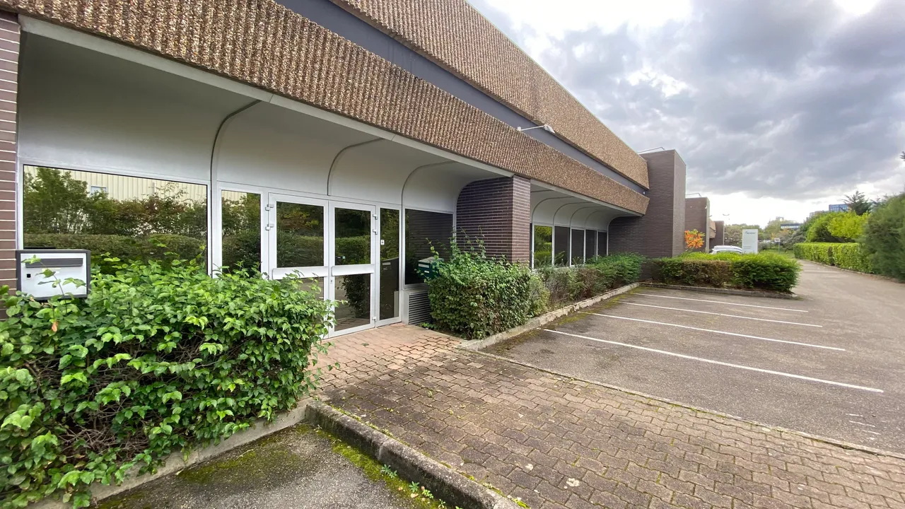 logistics - Activités / Bureaux À Louer - gallery - 2