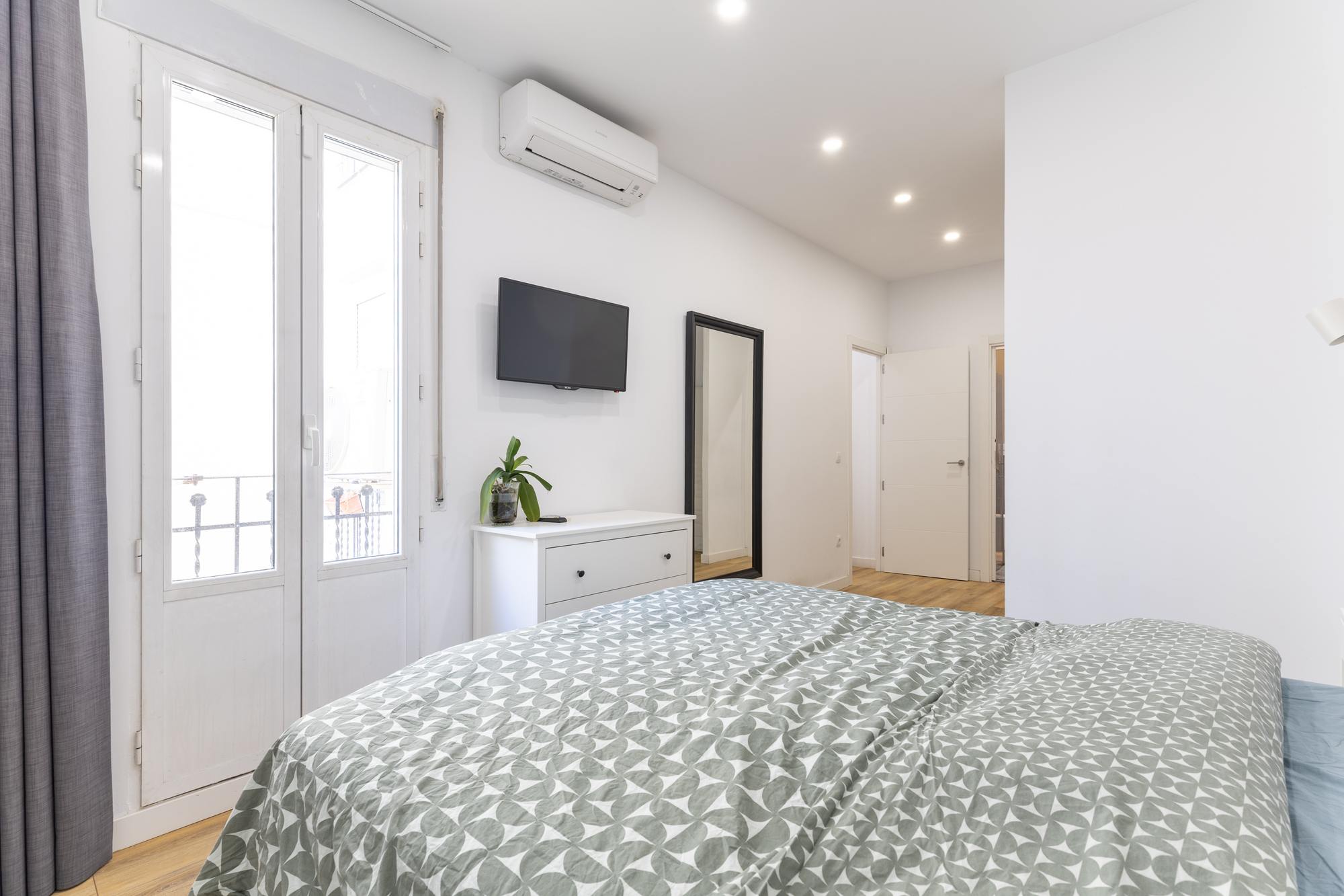 living - 85m² apartment for sale in Recoletos, Madrid - gallery thumbnail - 6