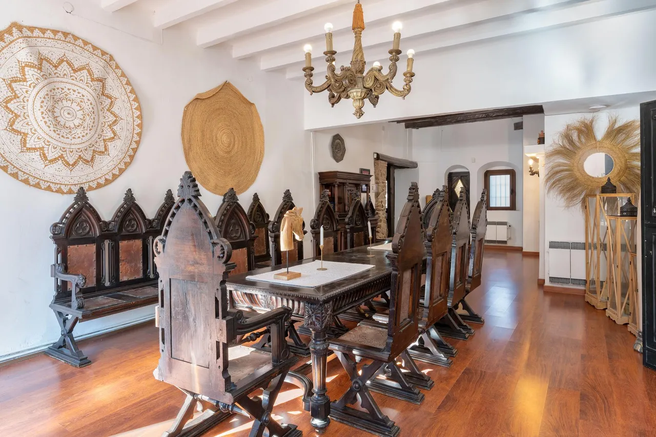living - Casa rural de 651m² en venta en Maresme Interior, Barcelona - gallery - 7
