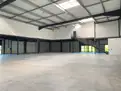 logistics - Activités / Bureaux À Louer - gallery thumbnail - 4