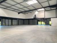 logistics - Light Industrial Premises / Offices For Rent - gallery thumbnail - 4
