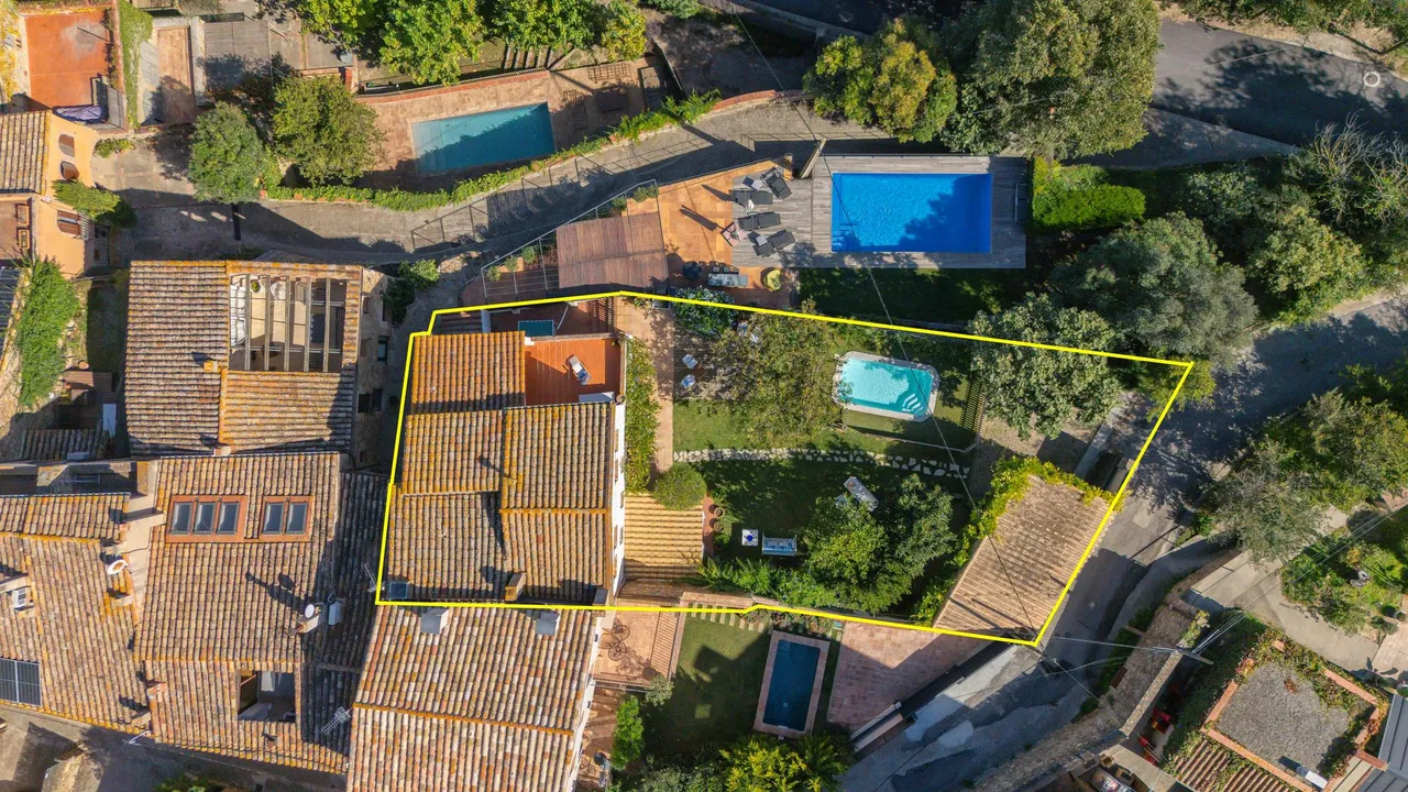 living - 307m² country house for sale in Baix Empordà, Girona - Floor Plan - 2