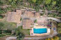 living - Casa rural de 1,642m² con 10,000m² de jardín en venta en El Gironés - gallery thumbnail - 9