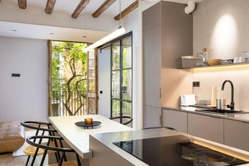 living - 42m² apartment for sale in El Born, Barcelona - featured