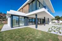 living - Casa / villa de 680m² en venta en Sotogrande, Costa del Sol - gallery thumbnail - 2