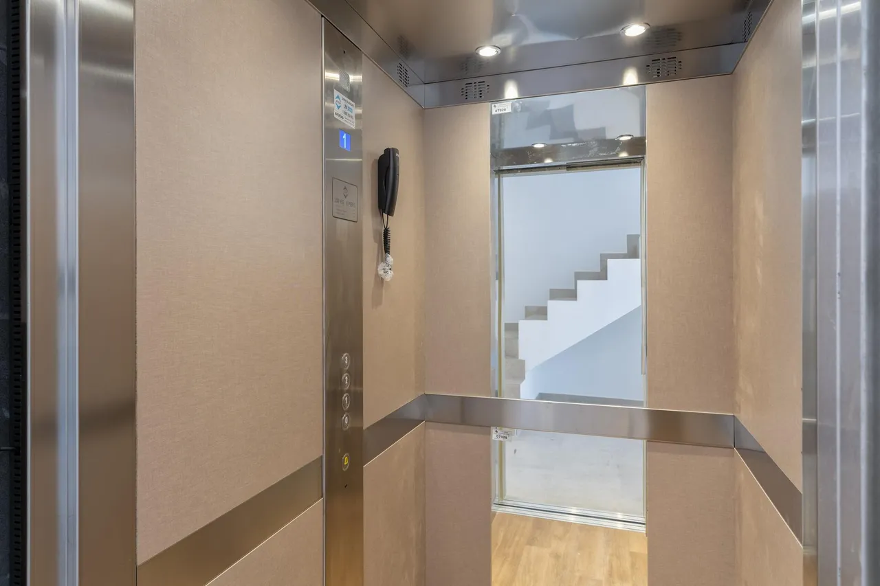 living - Casa / villa de 179m² con 25m² terraza en venta en Empuriabrava - gallery - 10