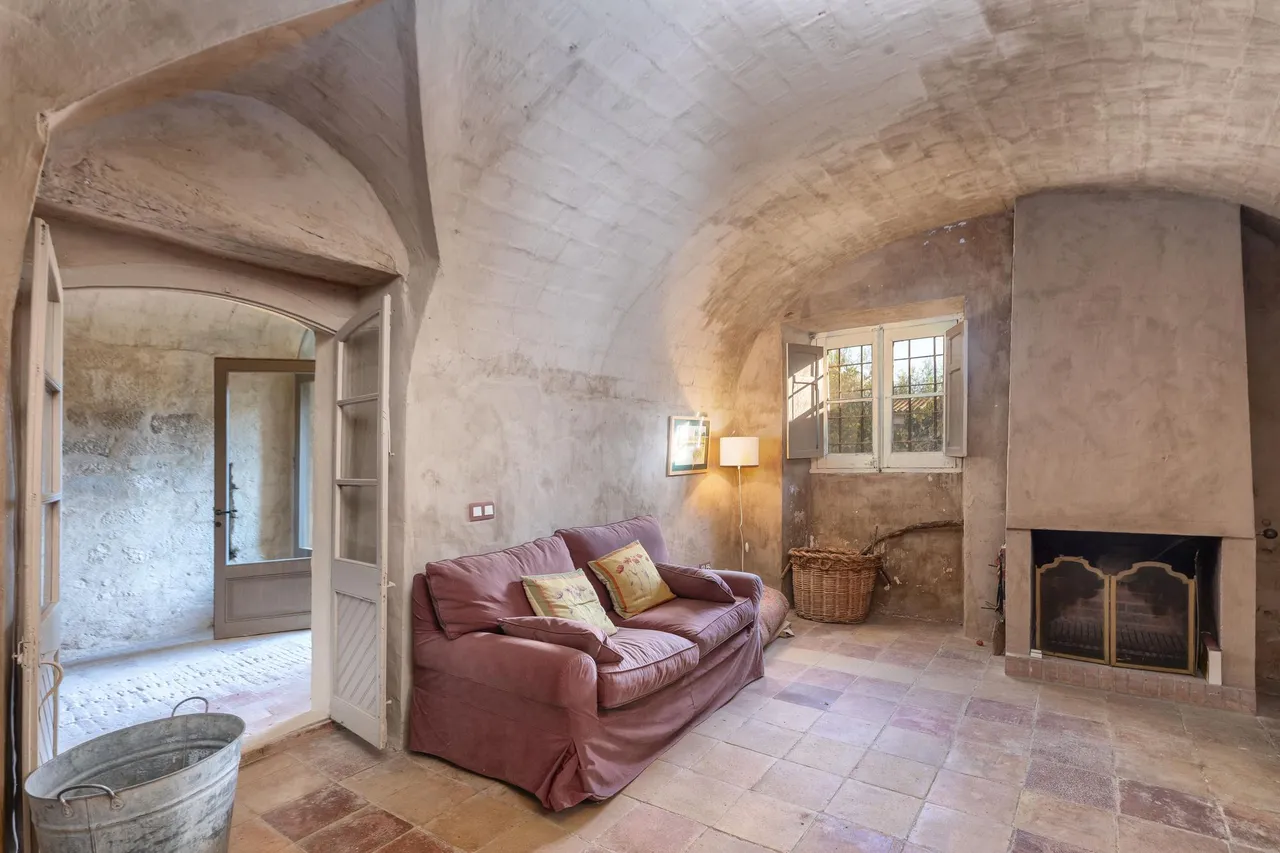 living - Casa rural de 1,011m² en venta en Alt Empordà, Girona - gallery - 7