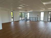 logistics - Light Industrial Premises / Offices For Rent - For Sale - gallery thumbnail - 8