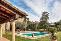 living - Masía de 1.070m² en venta en Girona - gallery thumbnail - 4