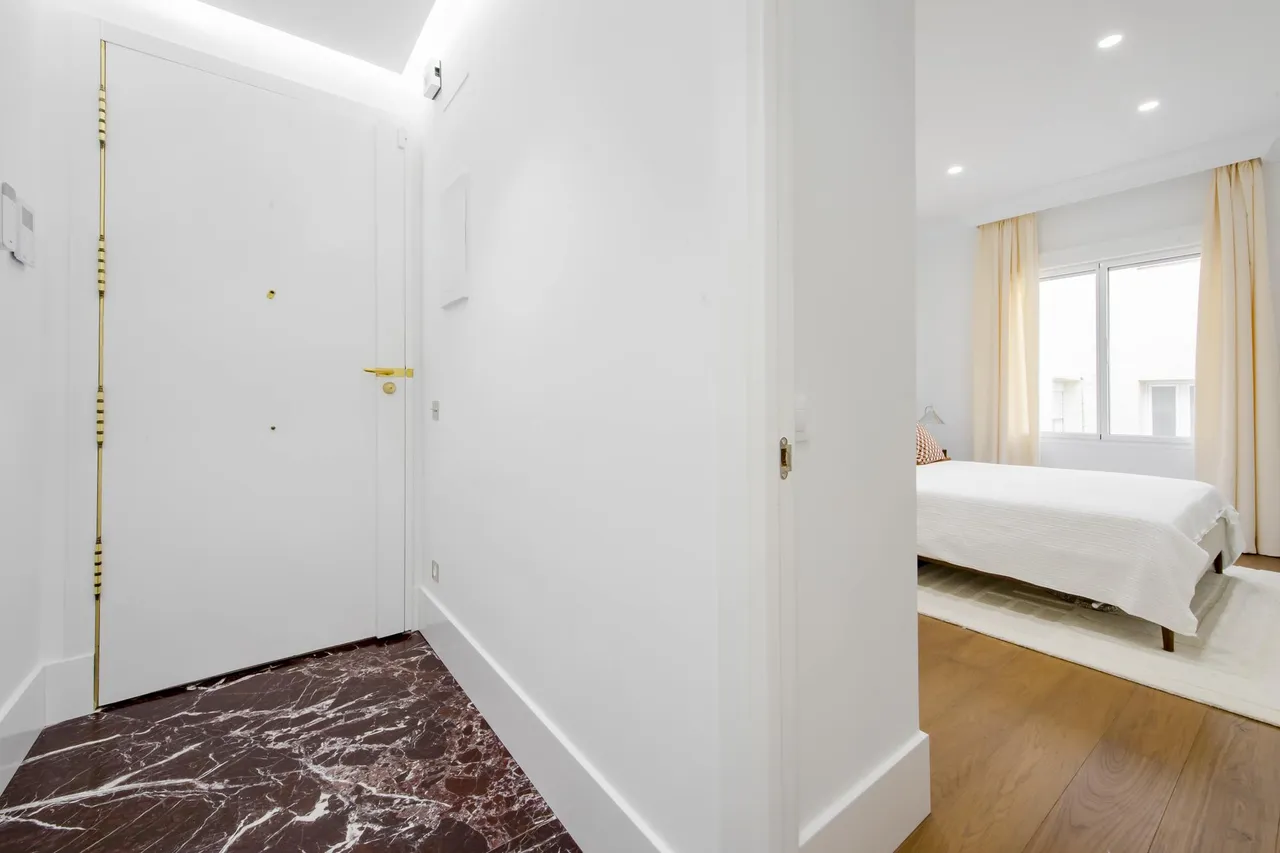 living - 150m² apartment for rent in Castellana, Madrid - gallery - 4