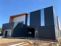 logistics - Activités / Bureaux À Vendre - gallery thumbnail - 1