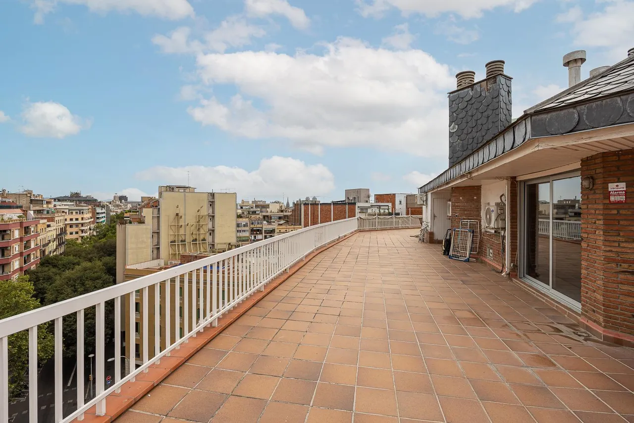 living - 107m² apartment with 117m² terrace for sale in Eixample Left - gallery - 2
