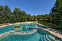 living - Finca rústica / deportiva de 2,556m² en venta en Santo Domingo - gallery thumbnail - 6