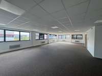 logistics - Activités / Bureaux À Louer - gallery thumbnail - 7