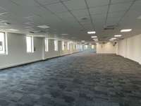 logistics - Activités / Bureaux À Vendre - gallery thumbnail - 2