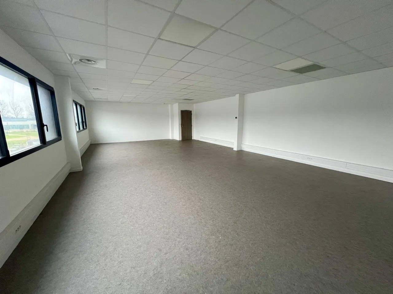 logistics - Activity Facility For Rent - gallery - 5