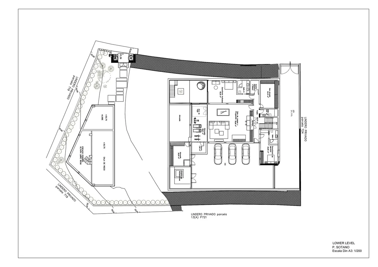 living - 1,057m² house / villa with 800m² garden for sale in Guadalmina - Floor Plan - 1