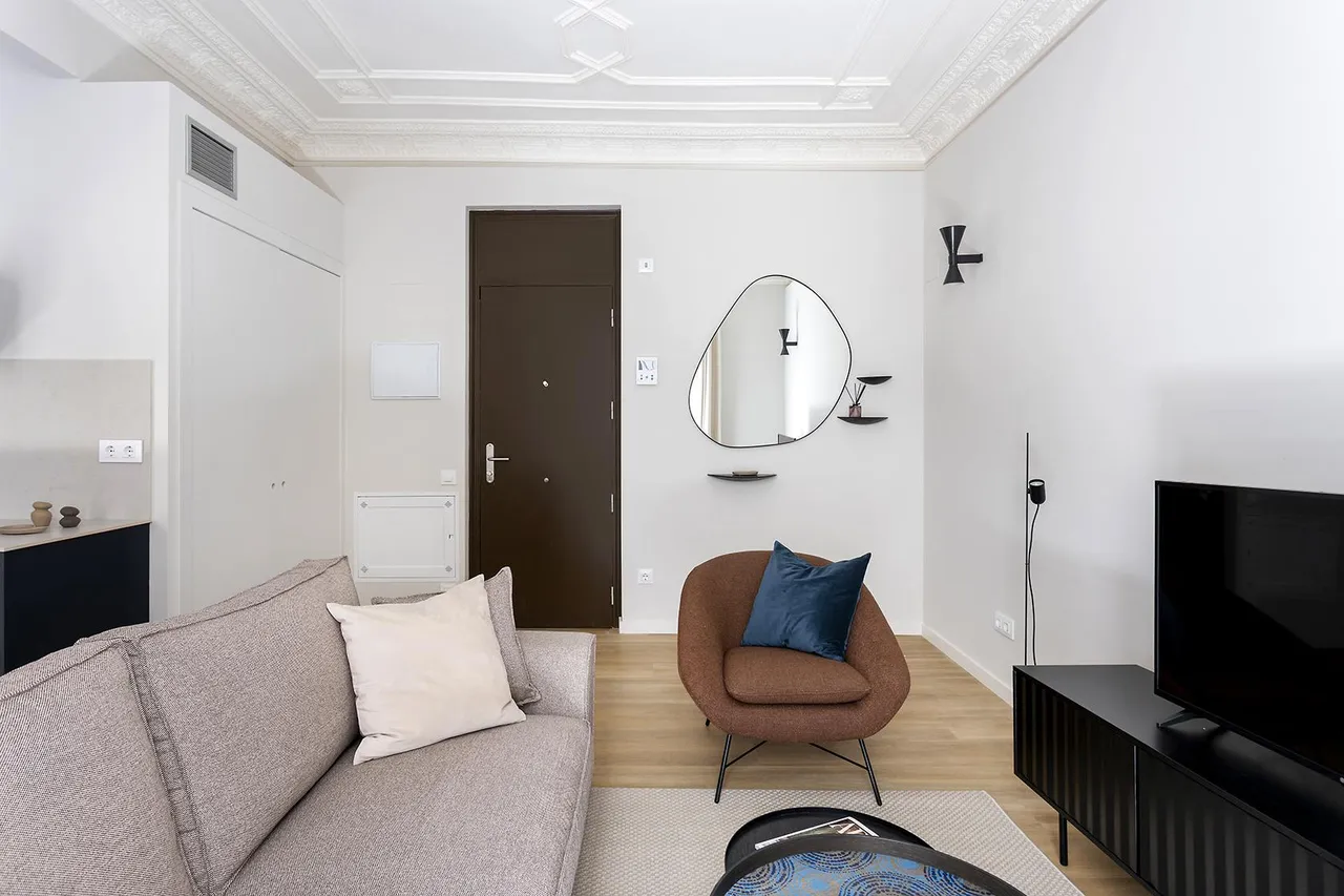 living - Piso de 55m² en venta en Gótico, Barcelona - gallery - 2