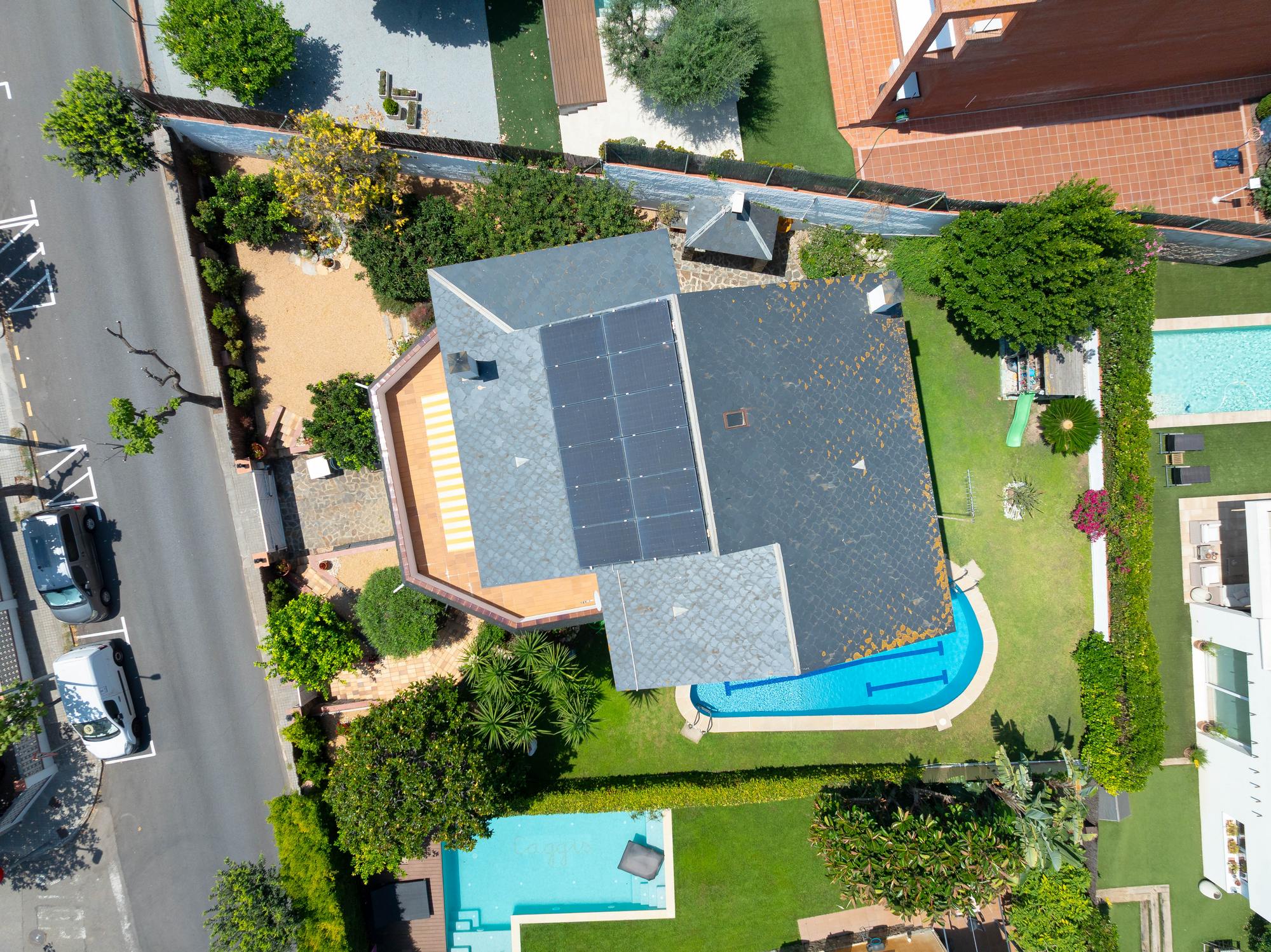living - 376m² house / villa for sale in El Masnou, Barcelona - featured