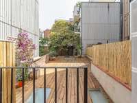 living - Piso de 79m² con 33m² terraza en venta en Gràcia, Barcelona - gallery thumbnail - 6