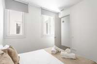 living - Piso de 93m² en alquiler en Sol, Madrid - gallery thumbnail - 9