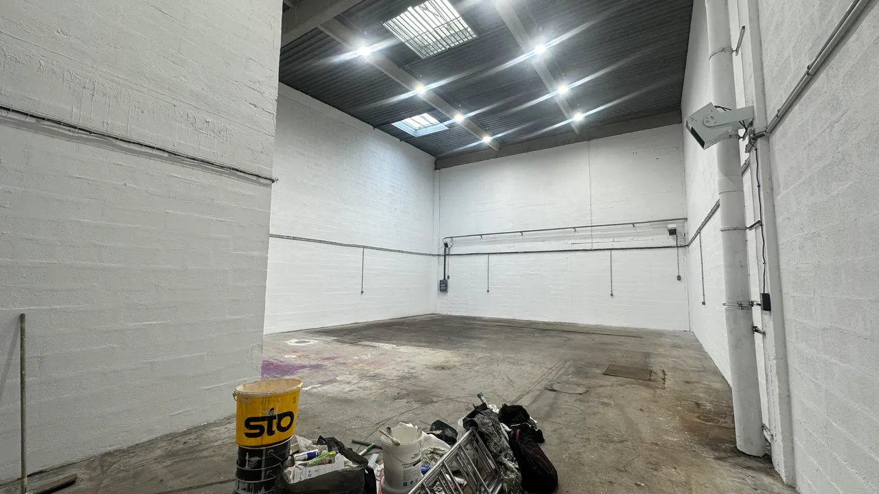 logistics - Activity Facility For Rent - gallery - 2