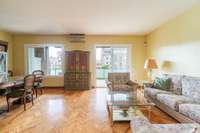 living - Piso de 160m² con 18m² terraza en venta en Eixample Izquierdo - gallery thumbnail - 1