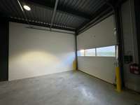 logistics - Light Industrial Premises / Offices For Rent - gallery thumbnail - 3