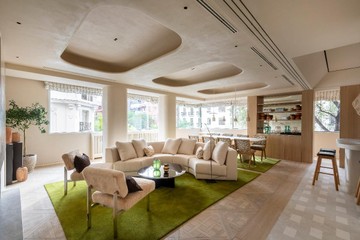 living - 200m² apartment with 18m² terrace for sale in Castellana - featured