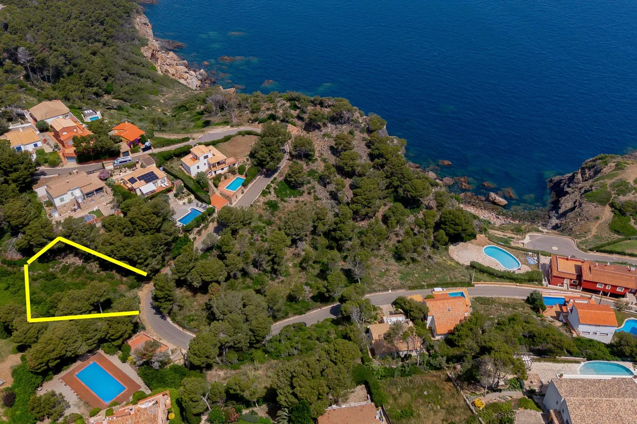 living - 756m² plot for sale in Sa Tuna, Costa Brava - gallery - 7