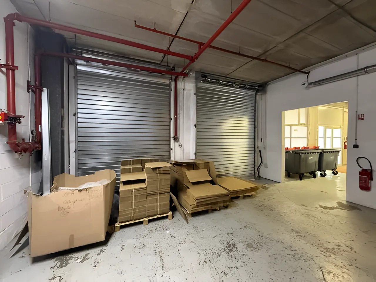 logistics - Logistics Warehouse For Rent - gallery - 2