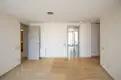 living - Ático de 101m² en venta en Poblenou, Barcelona - gallery thumbnail - 10
