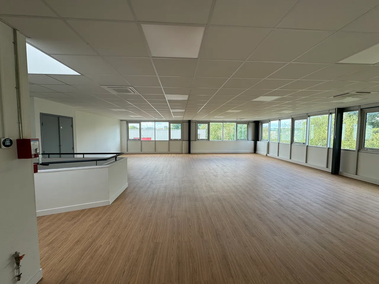 logistics - Activités / Bureaux À Louer - gallery - 5