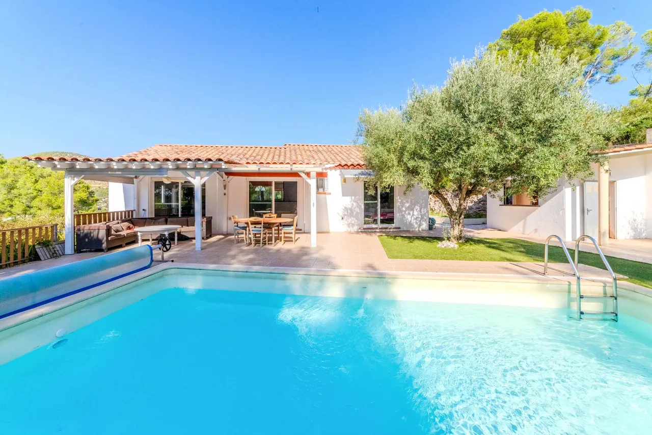 living - 181m² house / villa for sale in Olivella, Barcelona - gallery - 6
