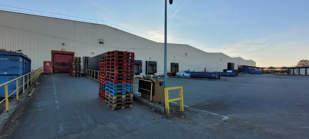 logistics - Entrepôt Logistique À Louer - gallery - 2