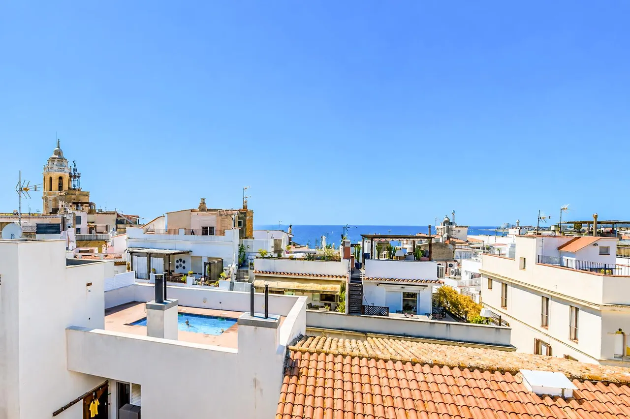 living - 111m² penthouse with 80m² terrace for sale in Sitges Town - gallery - 4