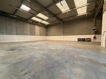 logistics - Light Industrial Premises / Offices For Rent - featured