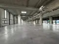 logistics - Activités / Bureaux À Louer - gallery thumbnail - 2