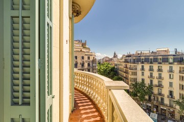 living - Piso de 113m² con 9m² terraza en venta en Eixample Izquierdo - featured