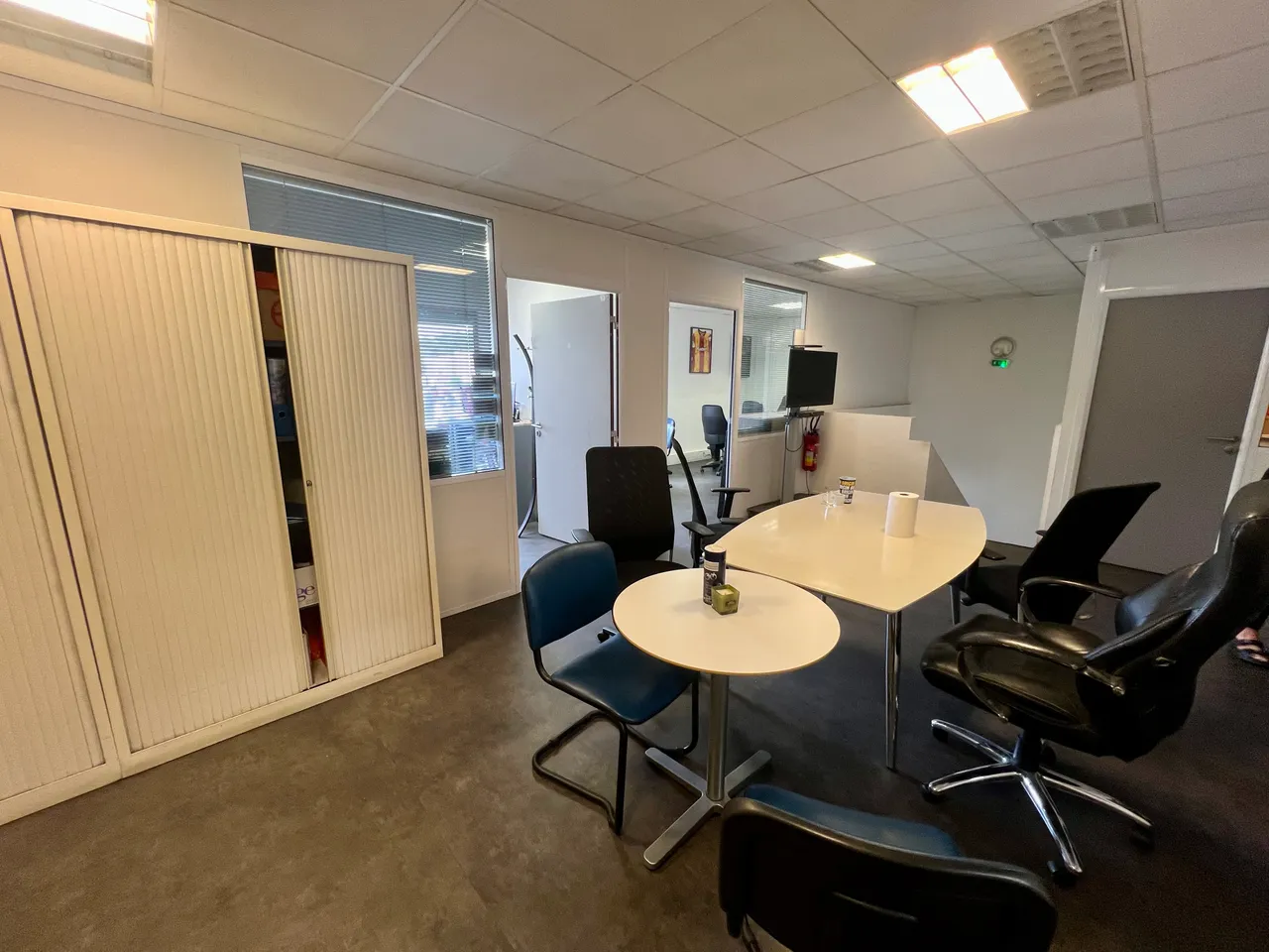 logistics - Activités / Bureaux À Louer - gallery - 7