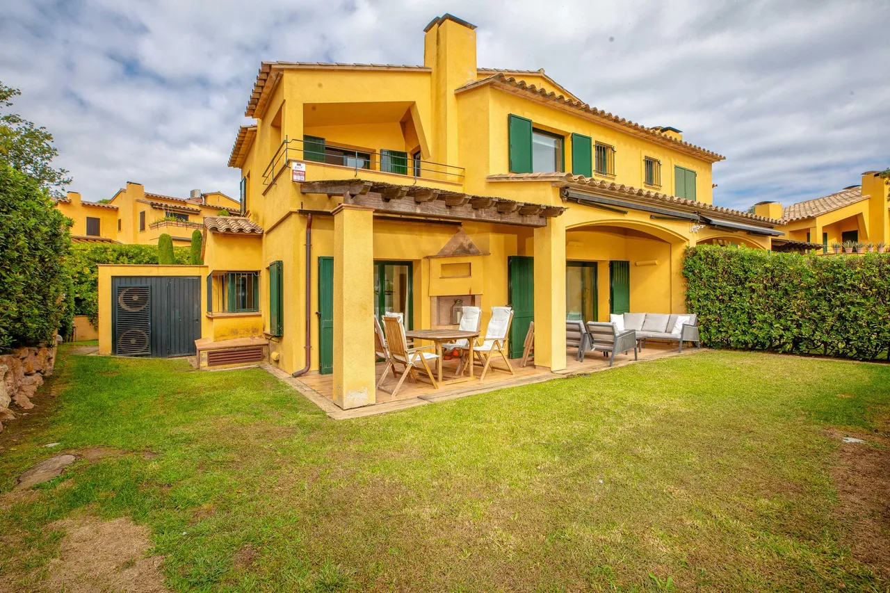 living - 200m² house / villa for sale in Llafranc, Costa Brava - gallery - 4