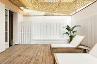living - Piso de 140m² con 42m² terraza en venta en Eixample Izquierdo - gallery thumbnail - 9